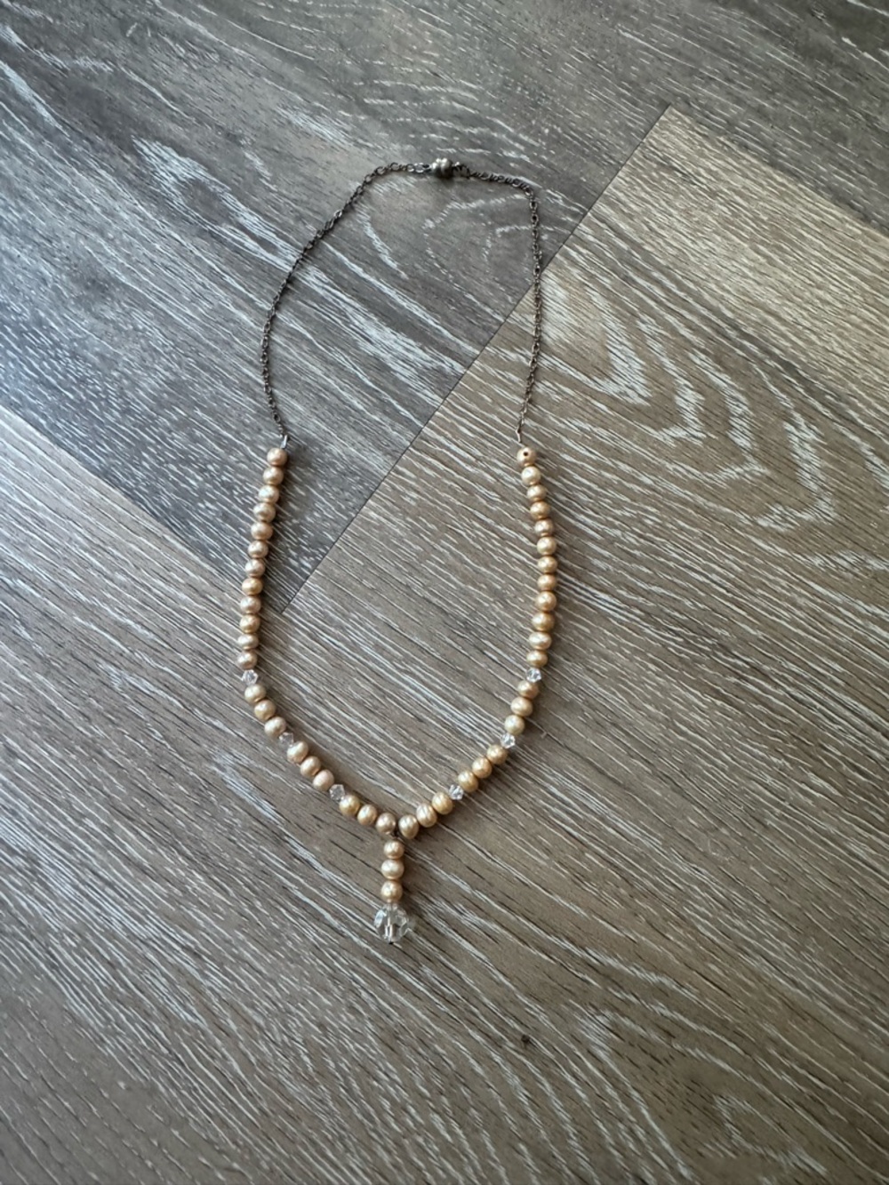 1950’s-1960’s era beaded pendant necklace